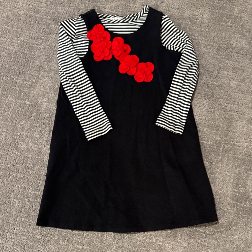 Hanna Andersson Black Dress with Red and White Accents - size 110/5